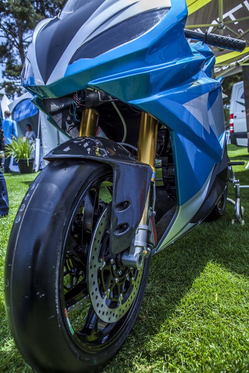 Электросупербайк Lightning Motorcycles LS-218 представили в Калифорнии