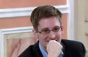 Сноудену присудили премию Риденаура