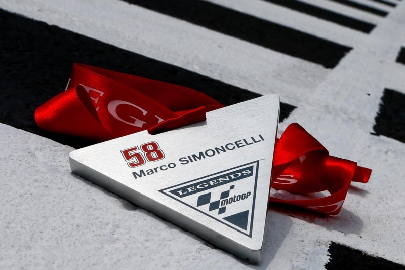 Гран При Муджелло 2014: Марко Симончелли посмертно получил статус Легенды MotoGP
