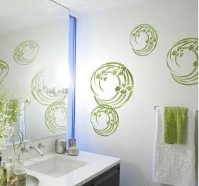 Трафареты для стен в ванной: старое новое украшение стен  - советы мастера